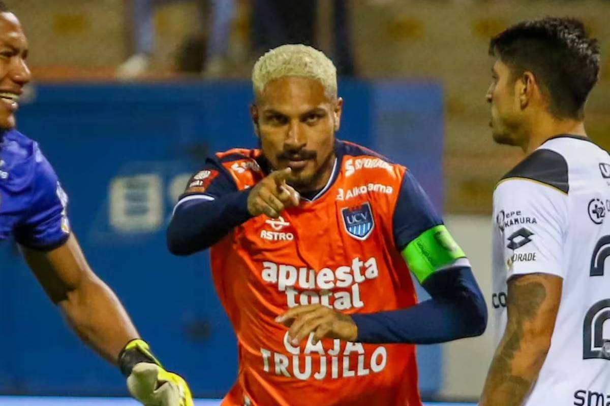 Paolo Guerrero dijo adiós a César Vallejo