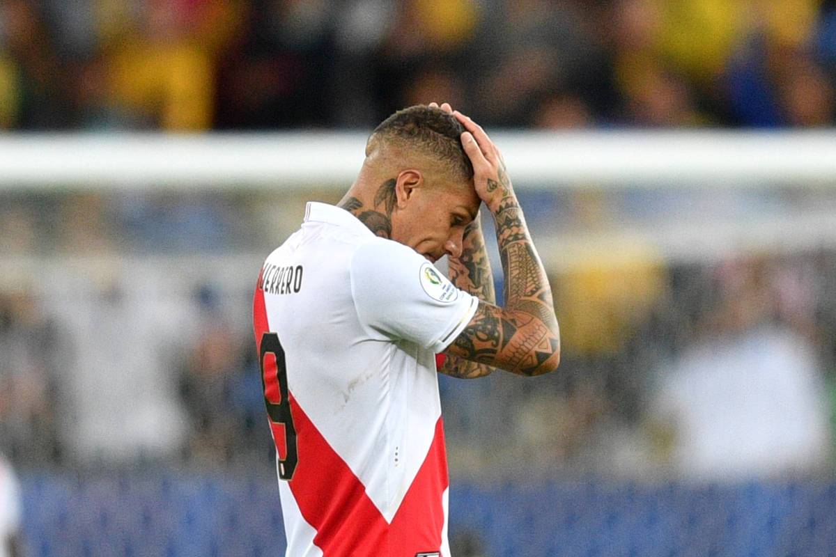 Paolo Guerrero se desvinculó de la UCV