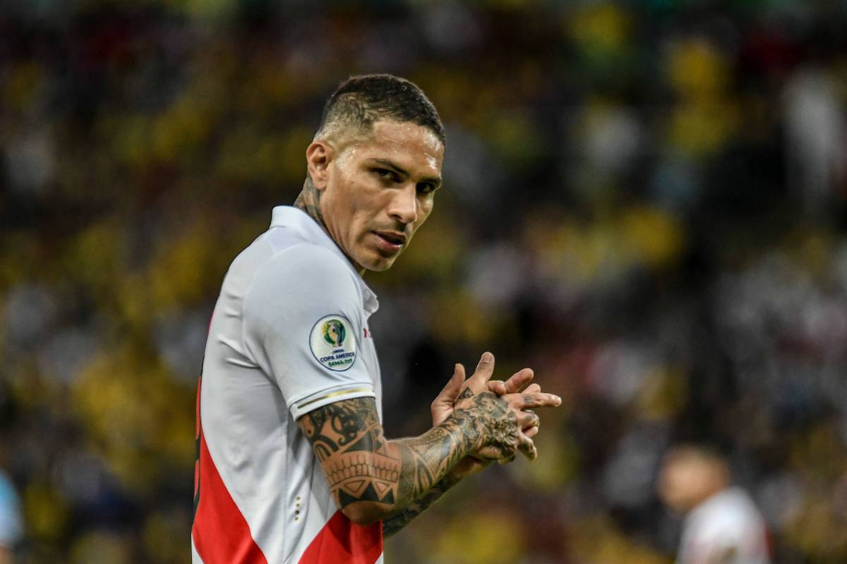 ¿Paolo Guerrero fichará por Alianza Lima?