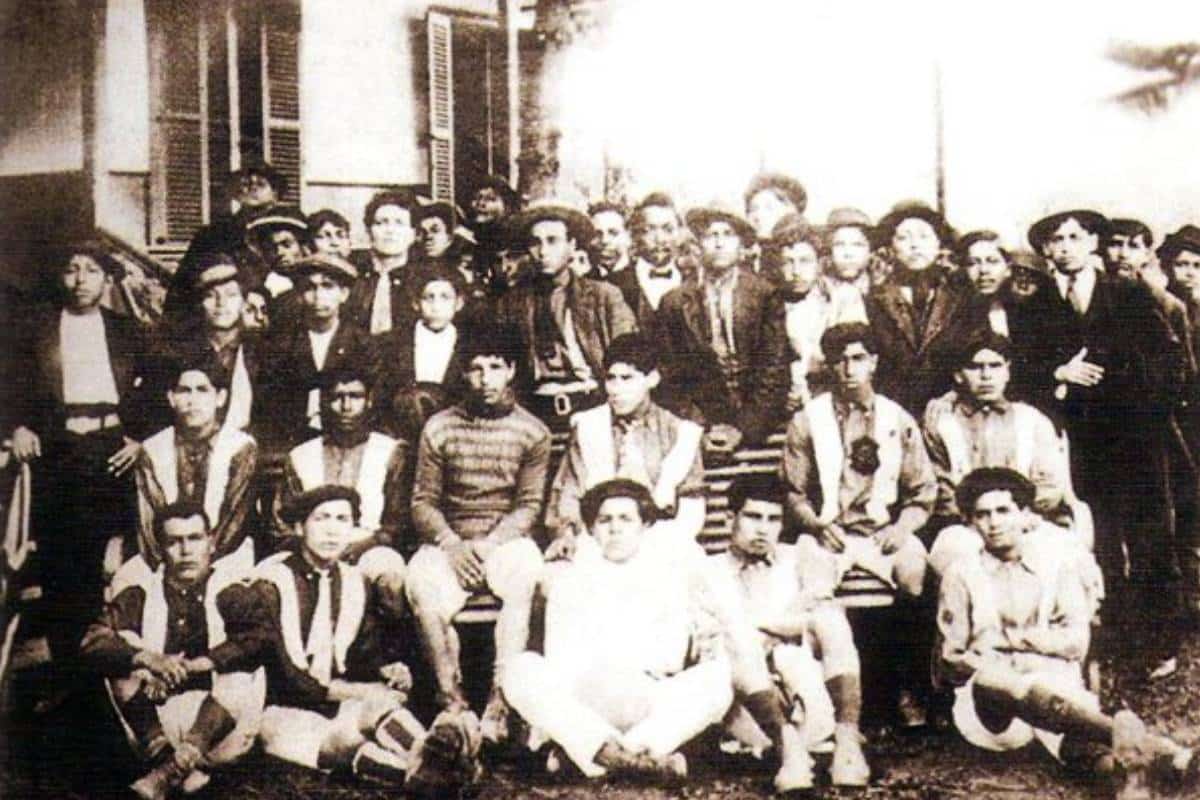 Lima Cricket and Football Club es el club más antiguo del Perú.