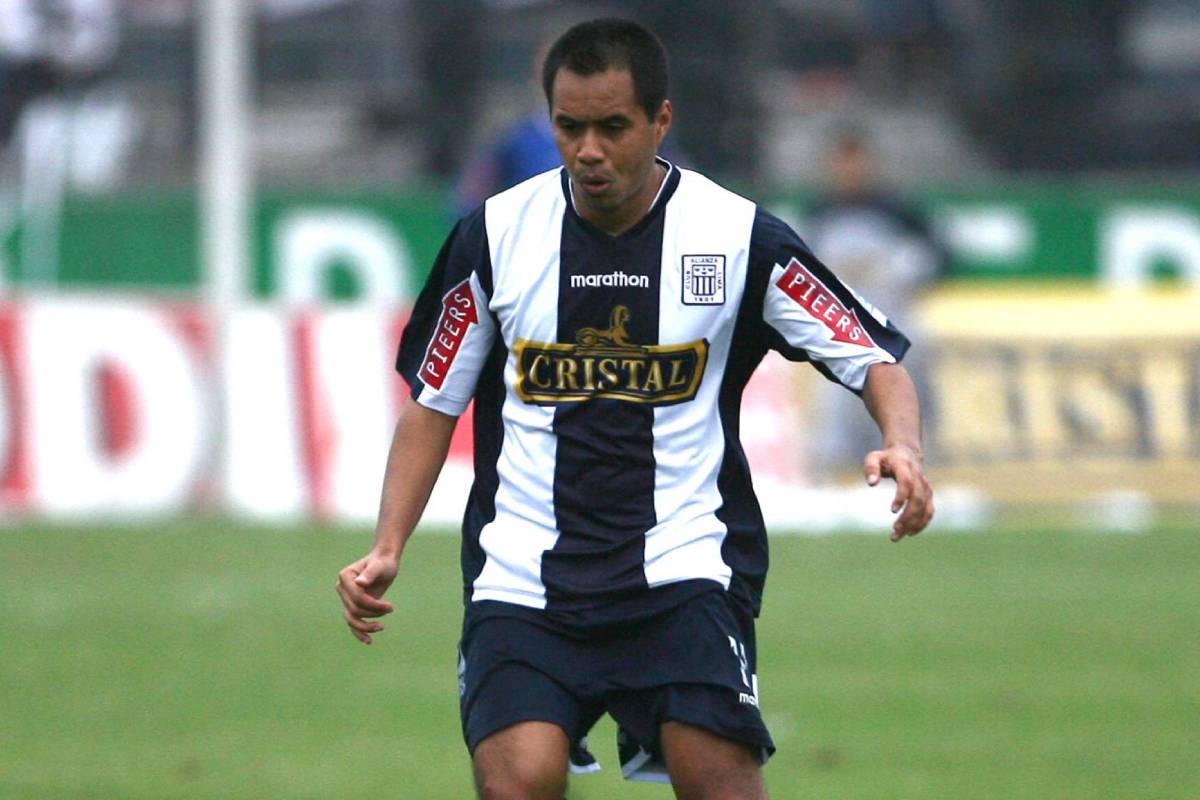 Henry Quinteros jugó con Alianza Lima un total de 210 partidos. 