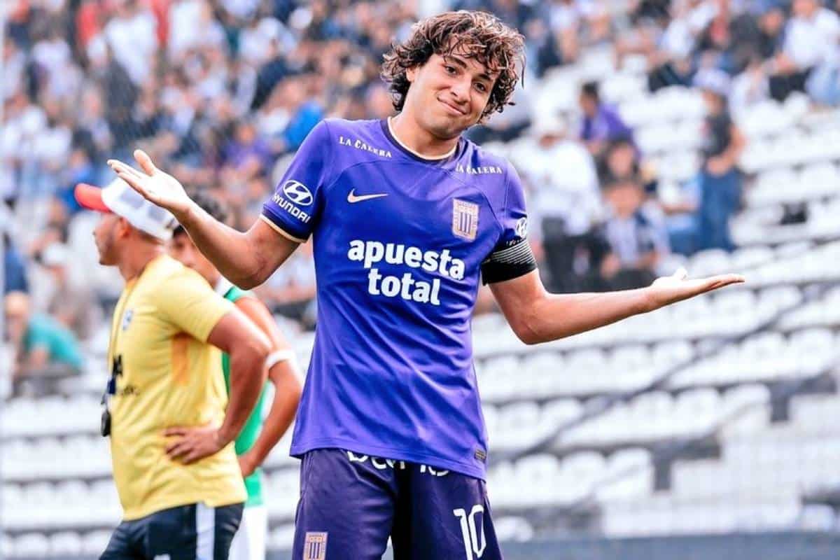 Bassco Soyer es el '10' de Alianza Lima y una de las figuras en Reservas.