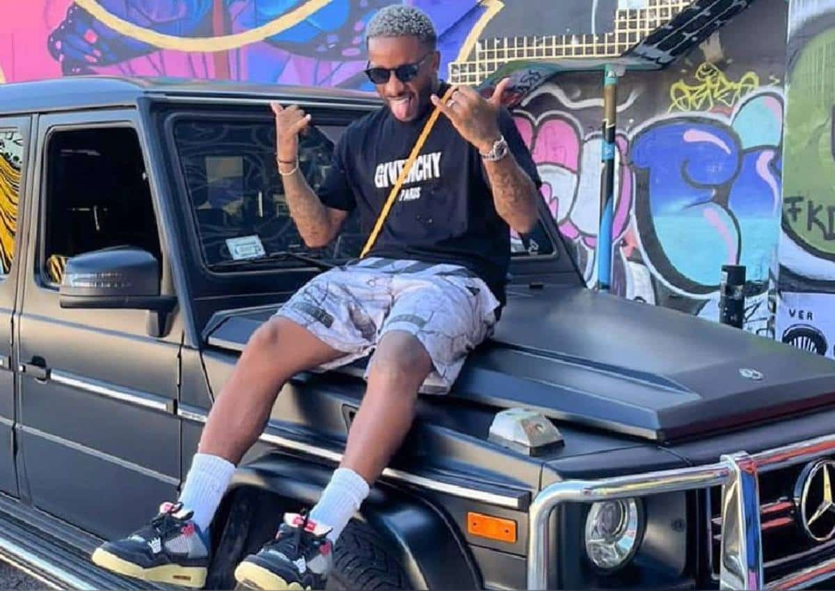 Jefferson Farfán ostenta una gran fortuna obtenida como futbolista.