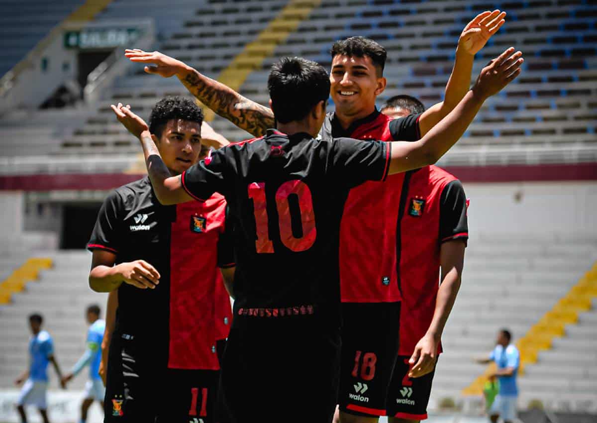Equipo de Reservas de Melgar llega de golear 4-0 a ADT.