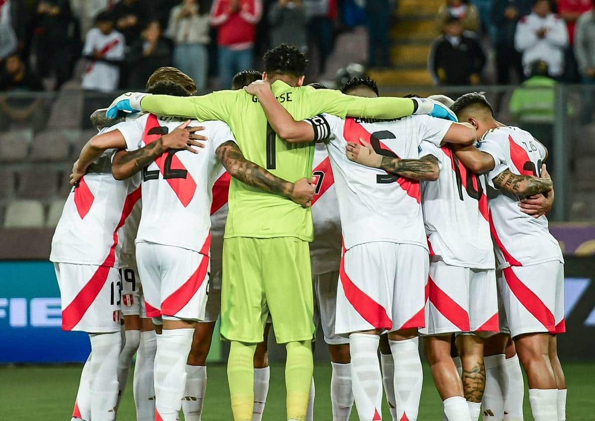 Perú recibirá a Chile el próximo 15 de noviembre.