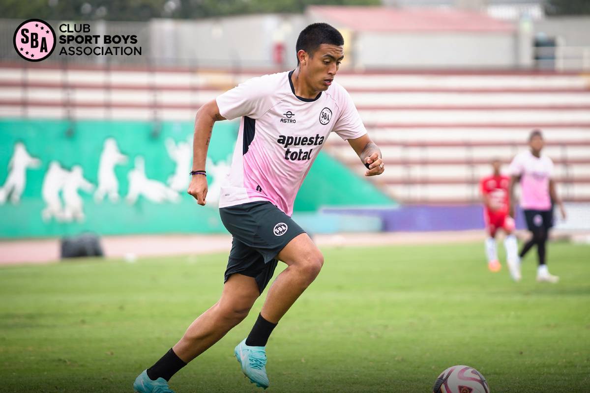 Fabrizio Roca no tuvo los minutos esperados con Sport Boys este 2024.