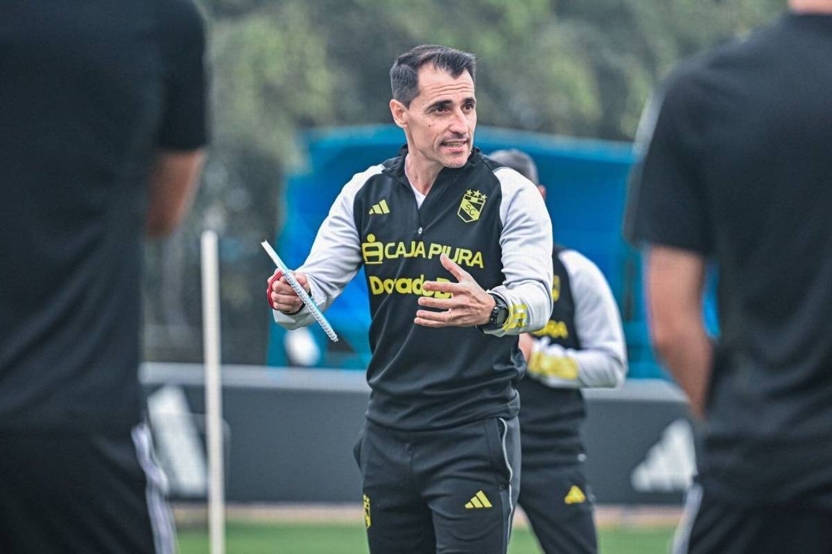 Guillermo Farré llegó a Cristal a mediados de año, pero, ¿se quedará?