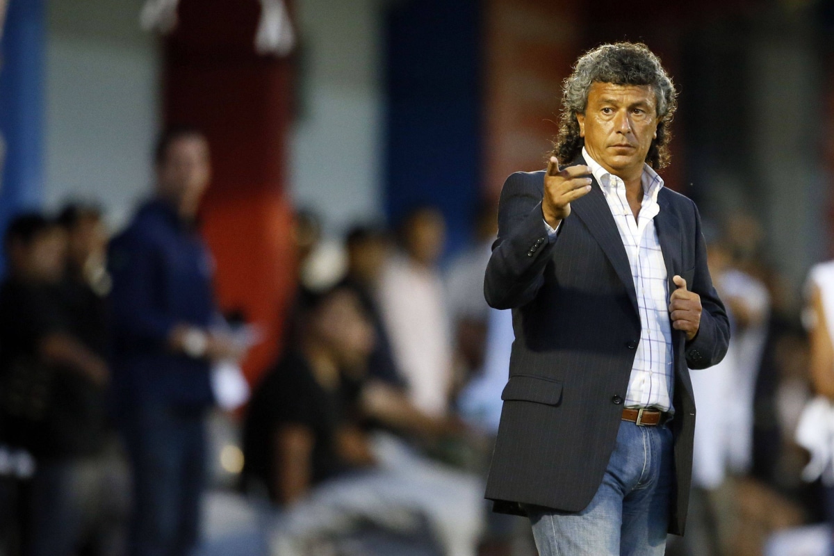 Néstor Gorosito llega procedente de Tigre de Argentina.