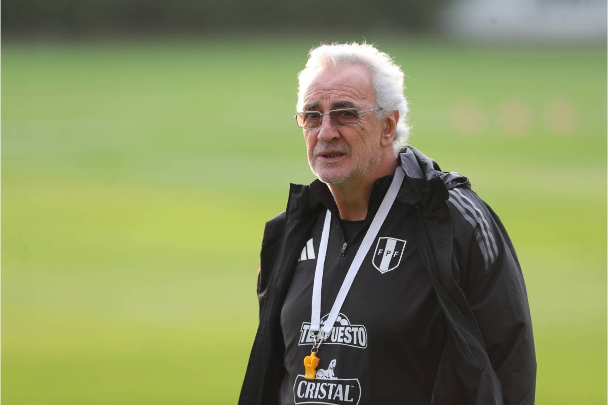 Jorge Fossati busca salir del mal momento con Perú en Eliminatorias.