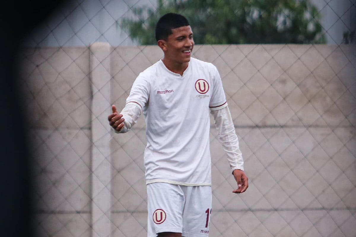 Quién es Sebastián Osorio, el mediocampista colombiano que forma parte de  la reserva de Universitario?